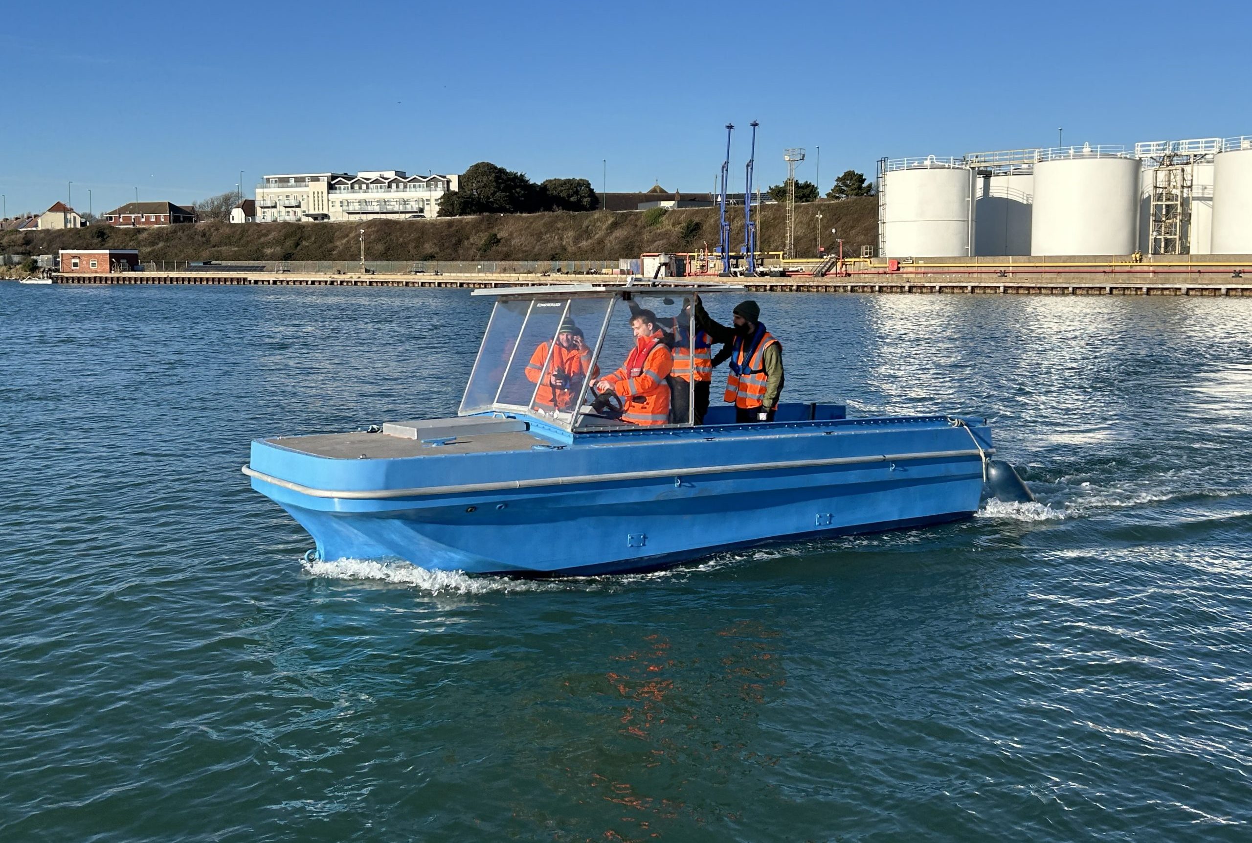 Ecomar Propulsion and Shoreham Port collaborate on electric workboat trial